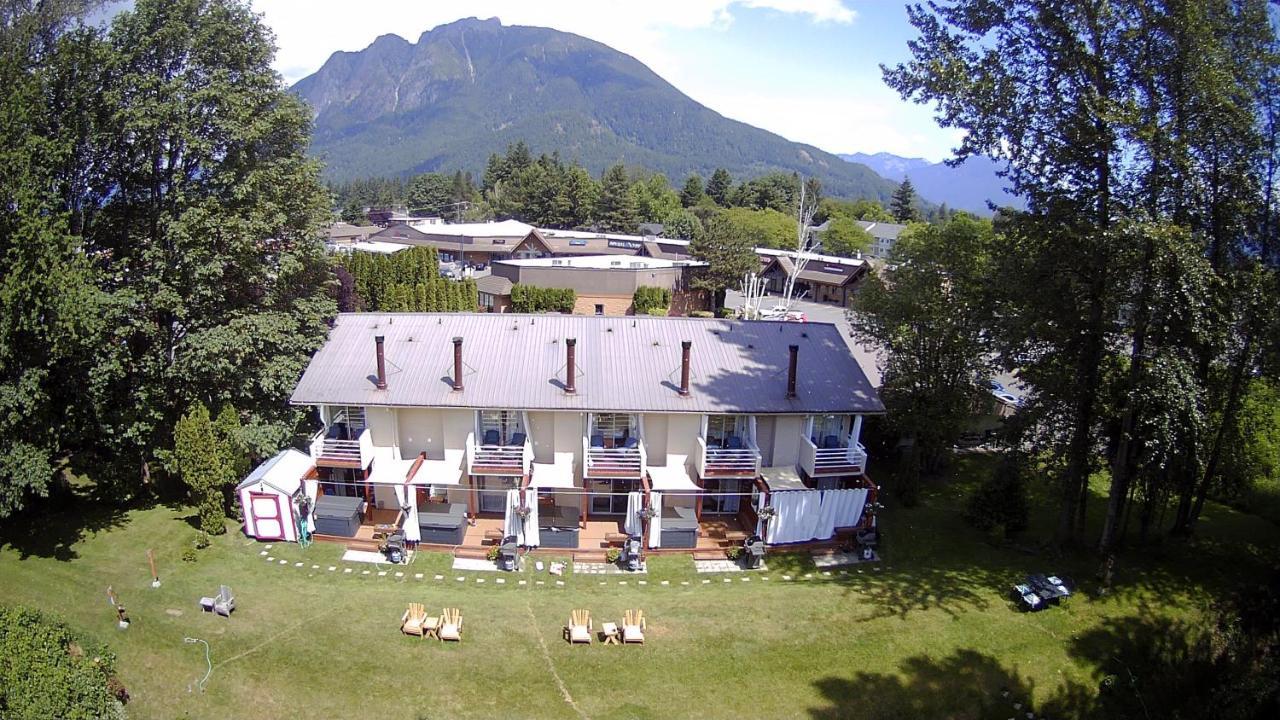 Moon River Suites #4 North Bend Esterno foto