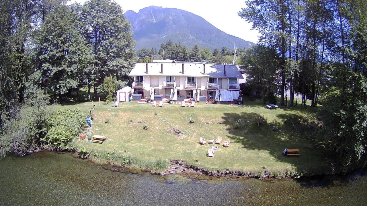 Moon River Suites #4 North Bend Esterno foto