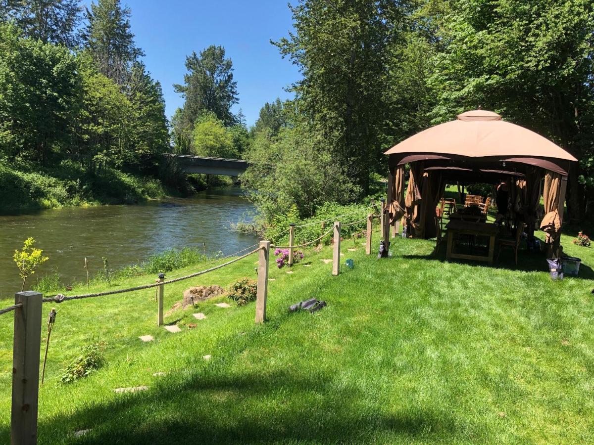 Moon River Suites #4 North Bend Esterno foto